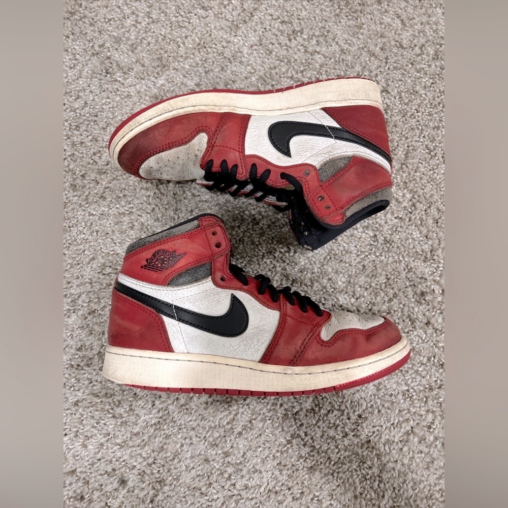 Size 5 (GS) - Jordan 1 Retro OG High Chicago Lost & Found | FD1437-612